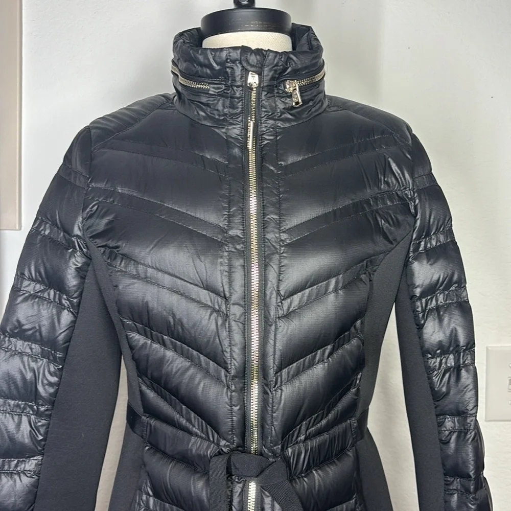 Michael Kors chevron quilted packable puffer  jacket size small